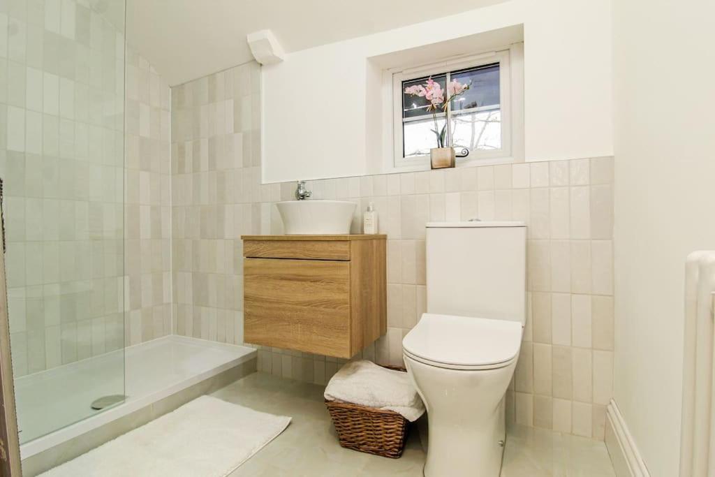 Millstone Cottage Newmillerdam Hill Top Экстерьер фото